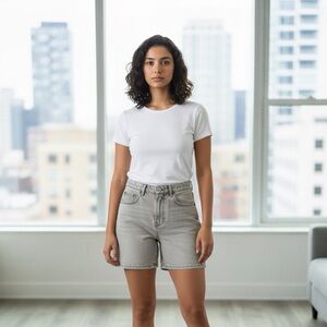 ZARA Regular Shorts – Size 38 Light Gray Denim